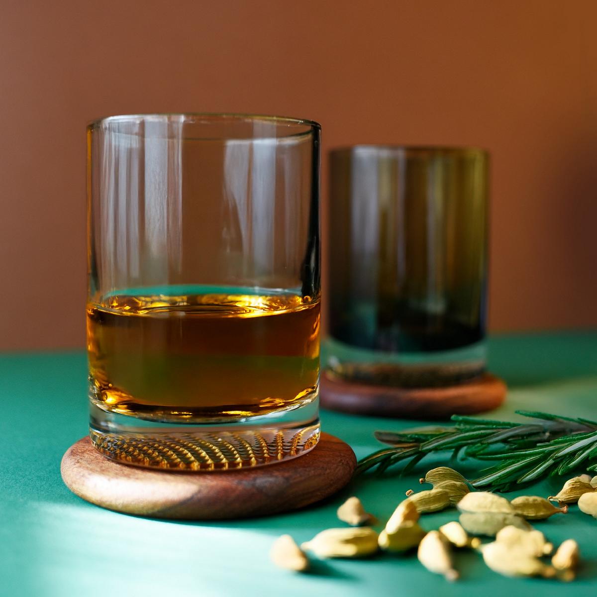 6 bunte Whiskygläser 300ml Tumbler Gläser bunt Whisky Glas Set farbenfrohe Trinkgläser robust für Whisky Cocktails und Getränke