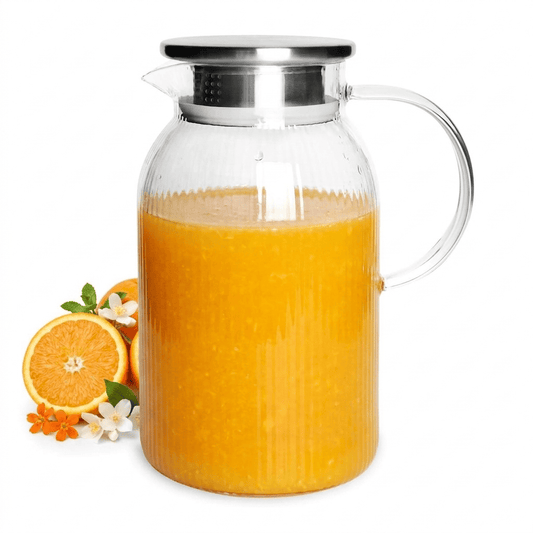 Glaskaraffe 1,1L mit Edelstahldeckel geriffelt | Wasserkrug aus Borosilikatglas mit Rillen & Henkel | Hitzebeständige Wasserkaraffe Glaskrug für Tee, Eistee, Saft, Limonade | Spülmaschinengeeignet